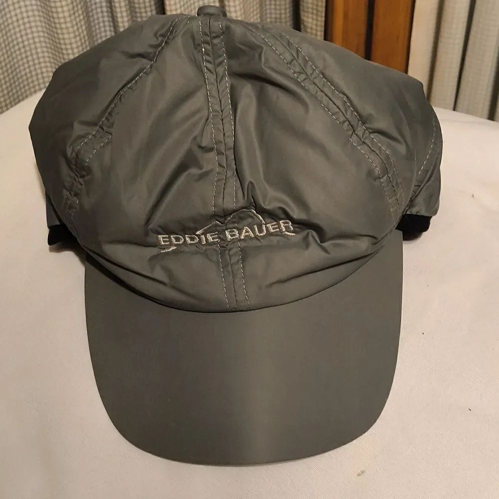 Eddie Bauer goose down filled hat